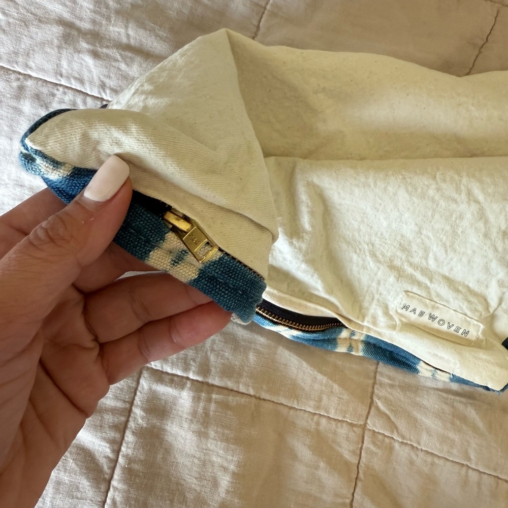 Mud cloth Blue and White Accent Pillowcase - Picture 2 of 3